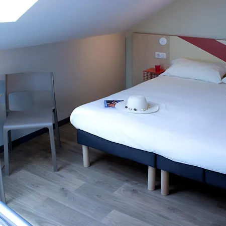 Ibis Budget Lunel Porte De Camargue 2*