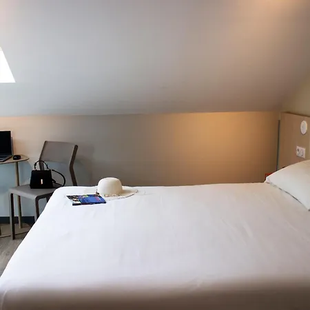 Ξενοδοχείο Ibis Budget Lunel Porte De Camargue Aimargues