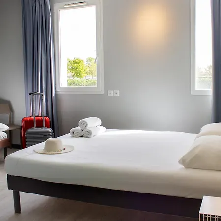 Hotel Ibis Budget Lunel Porte De Camargue Aimargues