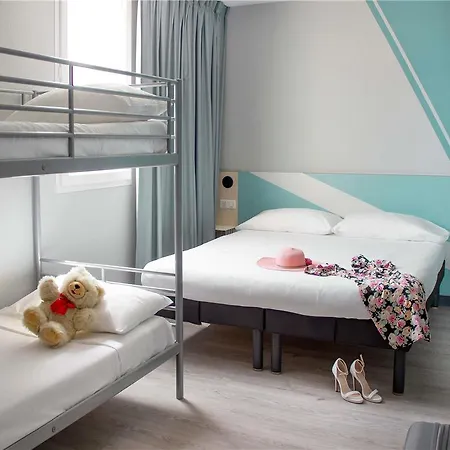 Otel Ibis Budget Lunel Porte De Camargue 2*