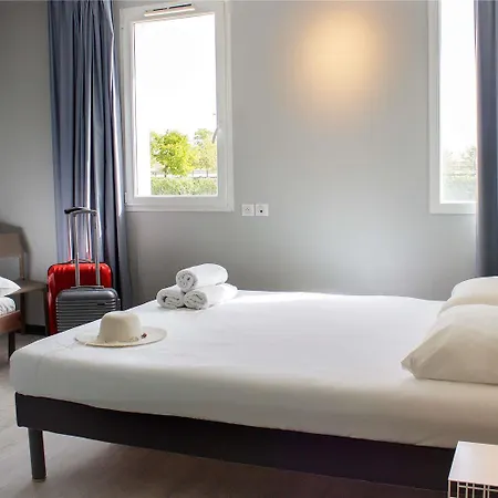 Ibis Budget Lunel Porte De Camargue 2*