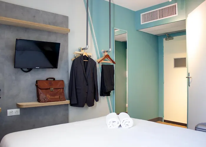 Ibis Budget Lunel Porte De Camargue 2*